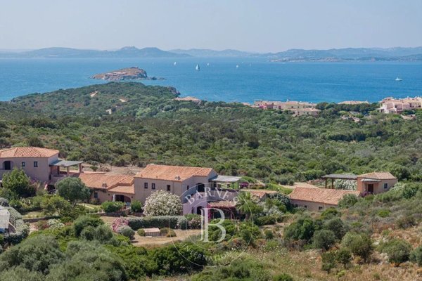 appartamento in vendita ad Arzachena in zona Porto Cervo