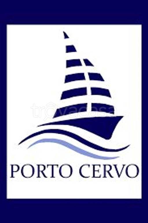 negozio in vendita ad Arzachena in zona Porto Cervo