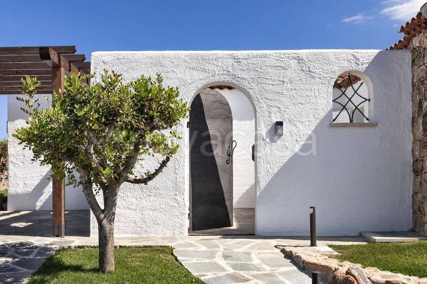 casa indipendente in vendita ad Arzachena