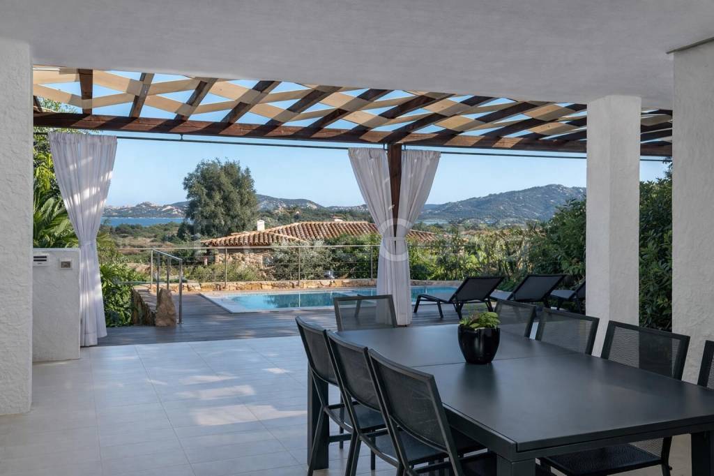 casa indipendente in vendita ad Arzachena