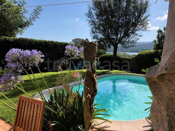 casa indipendente in vendita ad Arzachena