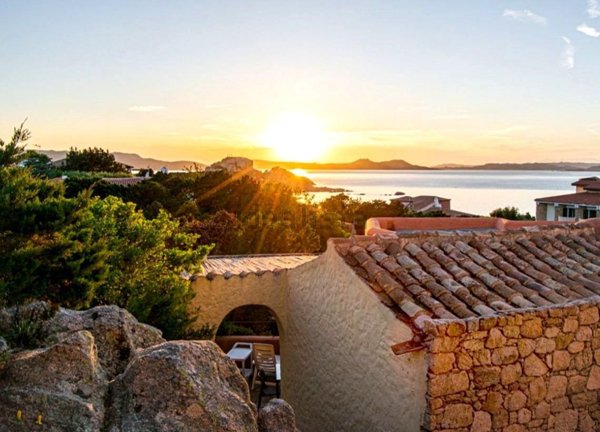 casa indipendente in vendita ad Arzachena in zona Porto Cervo