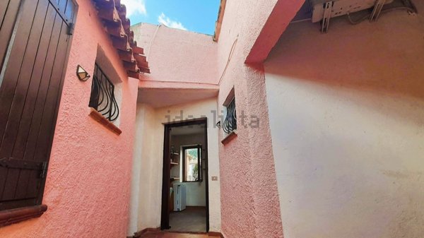 appartamento in vendita ad Arzachena in zona Cannigione