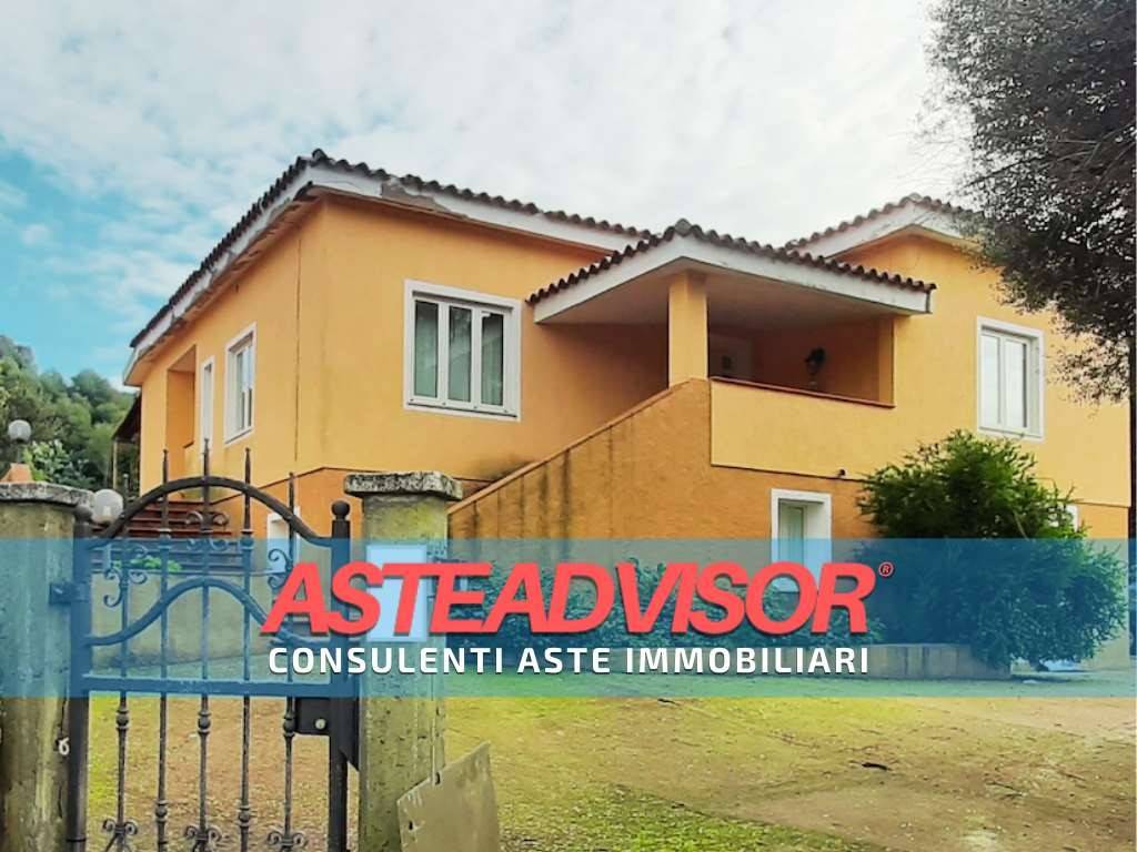 casa indipendente in vendita ad Arzachena