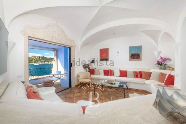 appartamento in vendita ad Arzachena in zona Porto Cervo