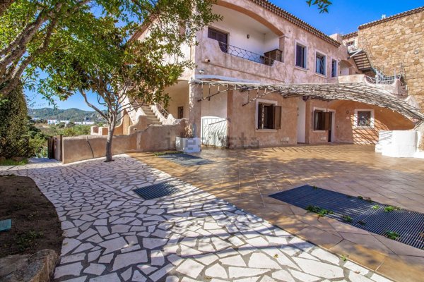 appartamento in vendita ad Arzachena in zona Porto Cervo