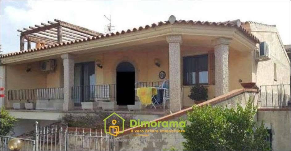 appartamento in vendita ad Arzachena