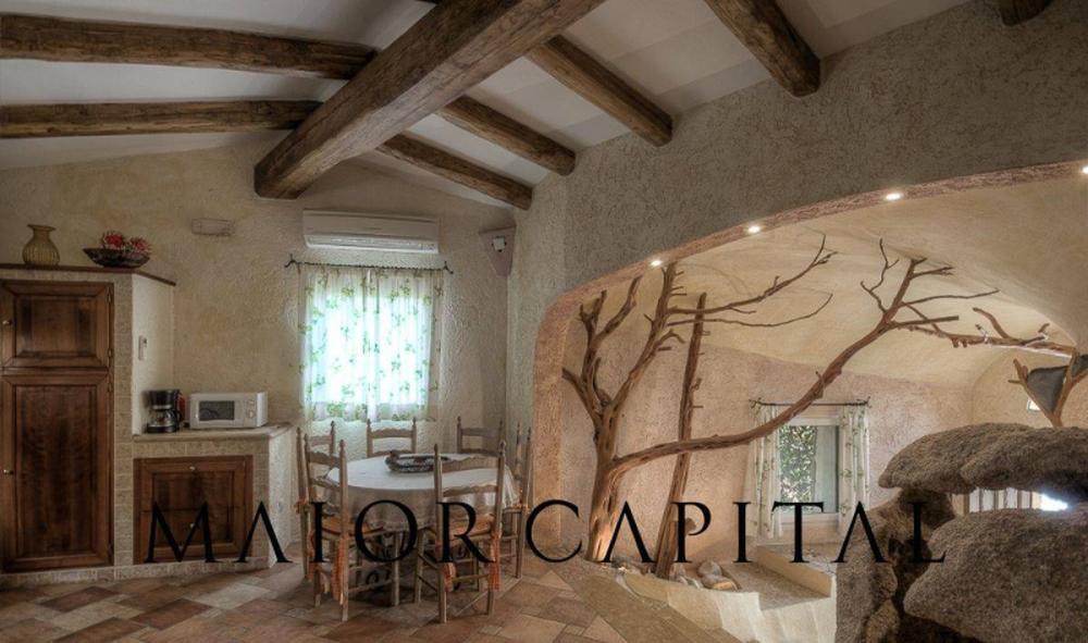 casa indipendente in vendita ad Arzachena in zona Porto Cervo