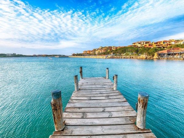 appartamento in vendita ad Arzachena in zona Baja Sardinia