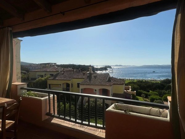 appartamento in vendita ad Arzachena in zona Porto Cervo