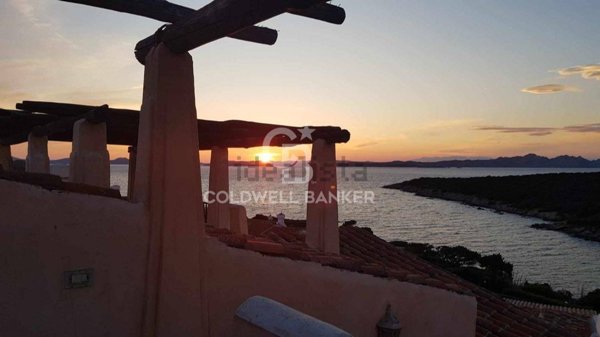 appartamento in vendita ad Arzachena