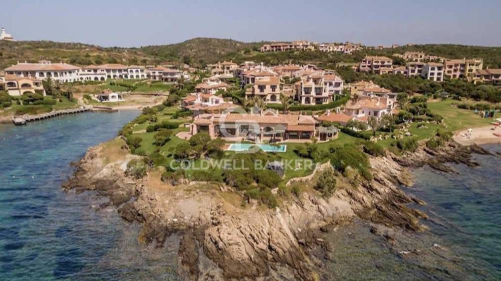 appartamento in vendita ad Arzachena