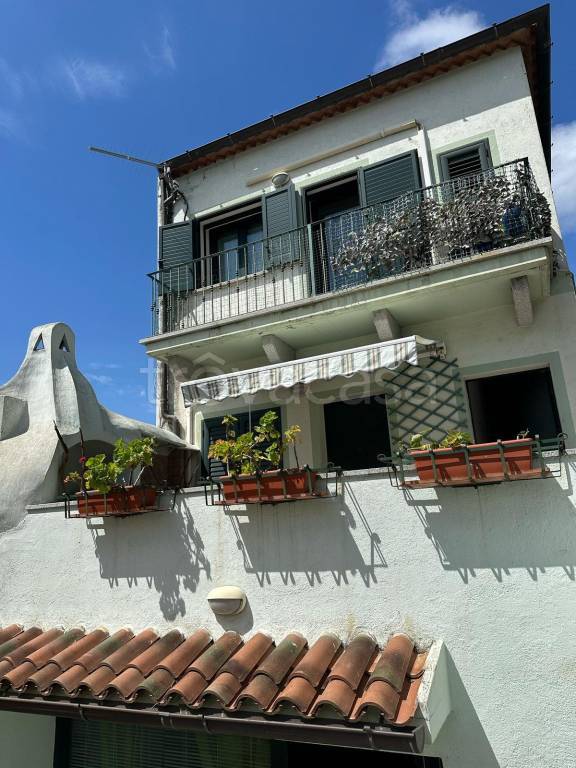 appartamento in vendita ad Arzachena