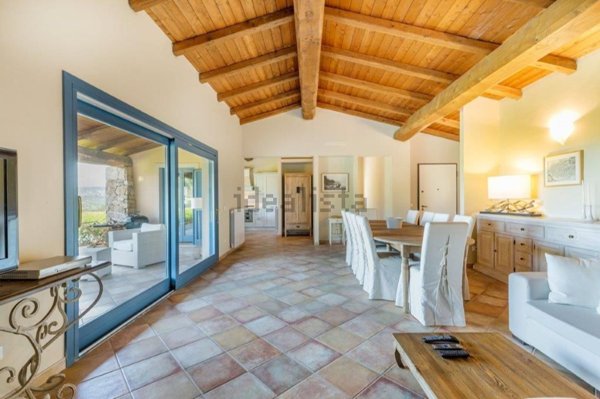 casa indipendente in vendita ad Arzachena