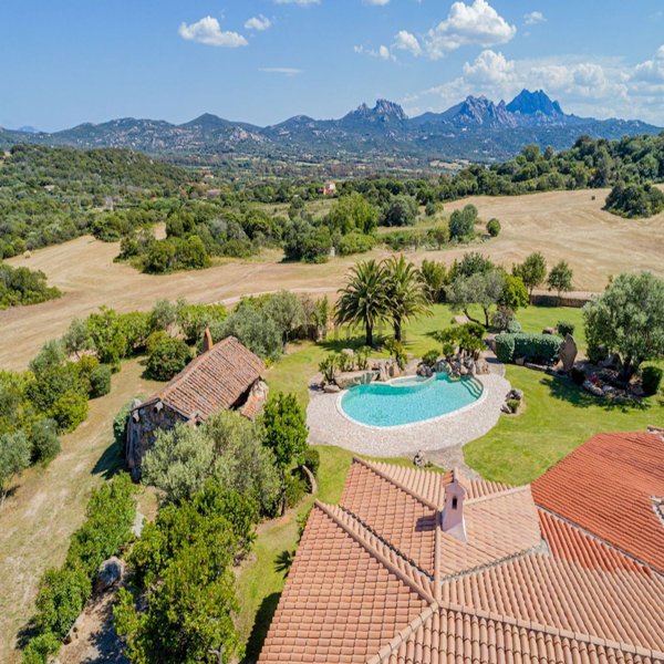 casa indipendente in vendita ad Arzachena in zona Porto Cervo