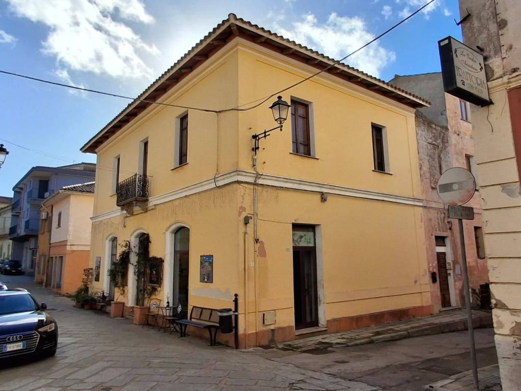 appartamento in vendita ad Arzachena