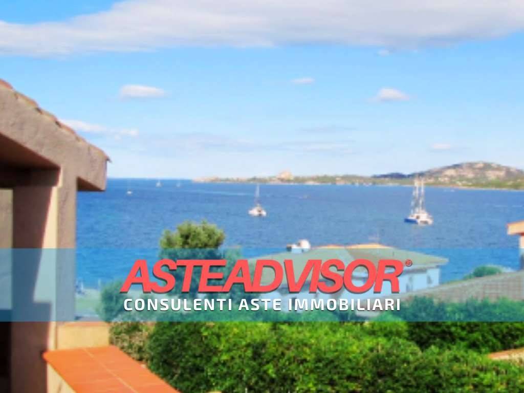 appartamento in vendita ad Arzachena in zona Cannigione