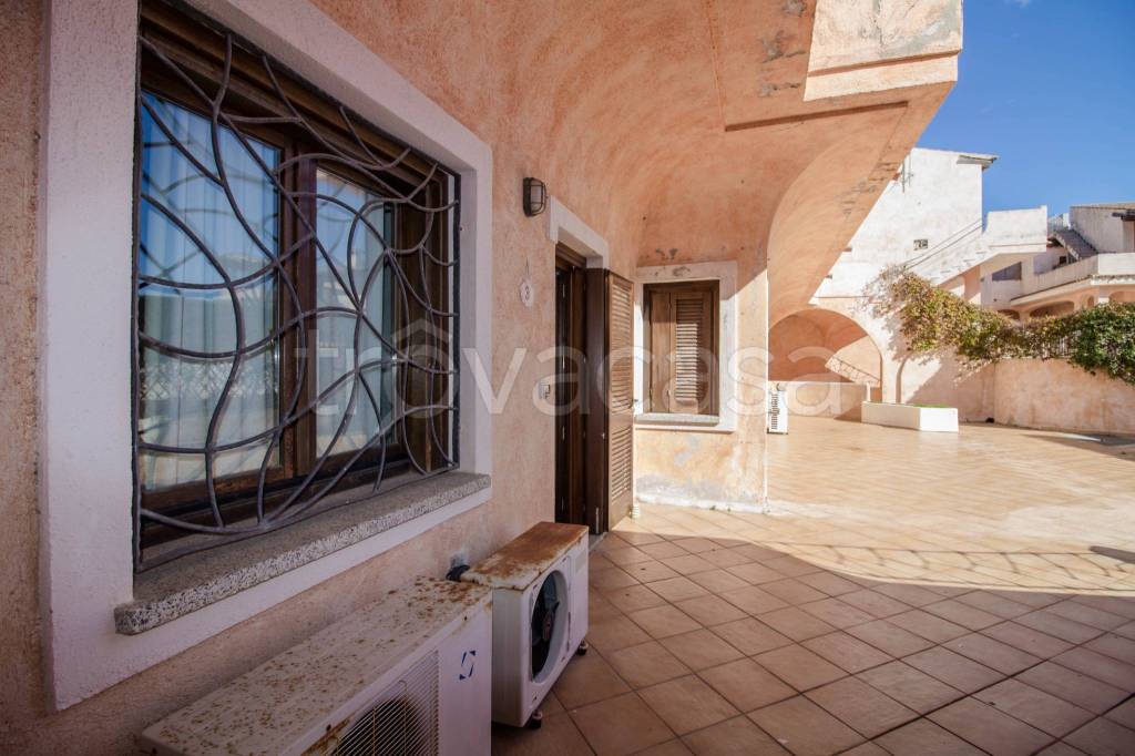 appartamento in vendita ad Arzachena