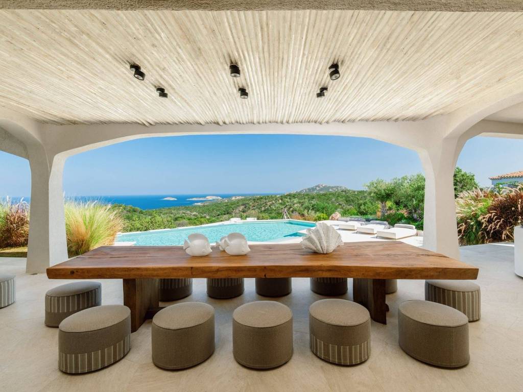 casa indipendente in vendita ad Arzachena in zona Porto Cervo
