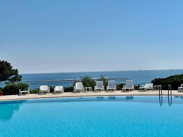 appartamento in vendita ad Arzachena in zona Porto Cervo