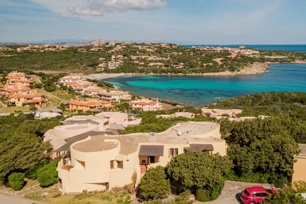 appartamento in vendita ad Arzachena in zona Porto Cervo