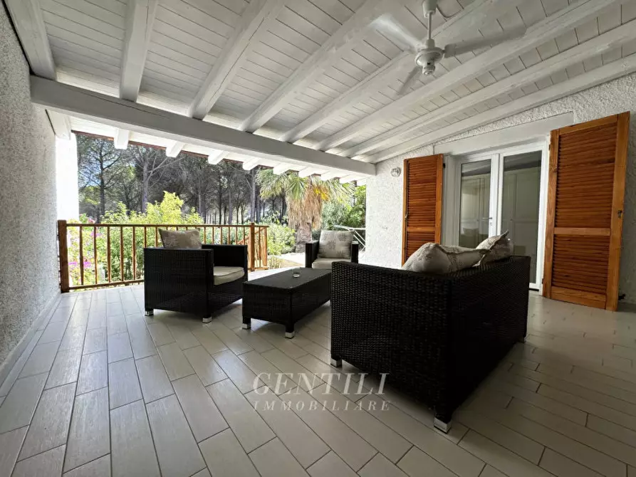 appartamento in vendita ad Arzachena in zona Baja Sardinia