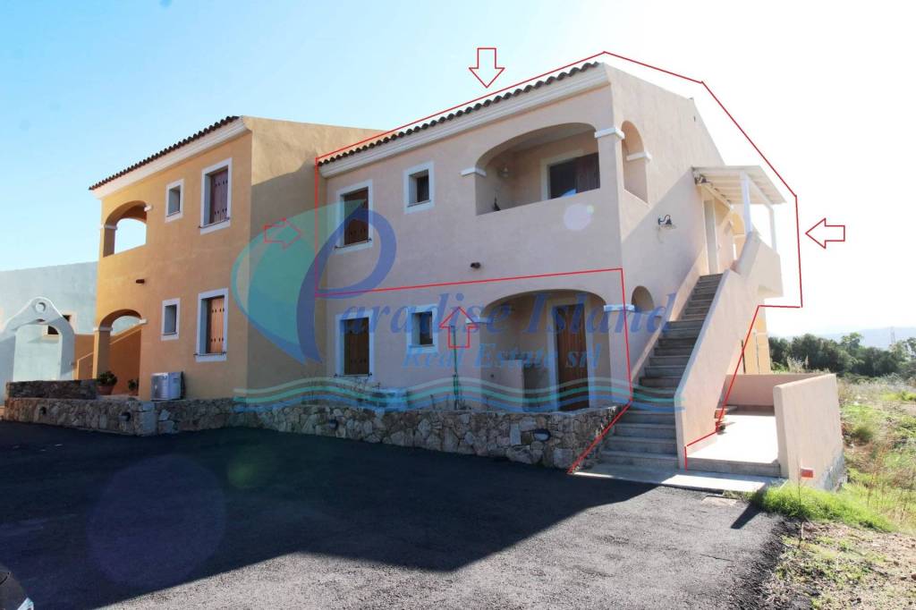 appartamento in vendita ad Arzachena