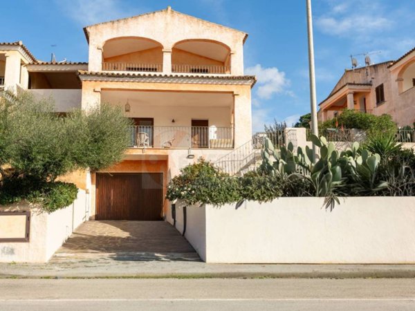 casa indipendente in vendita ad Arzachena