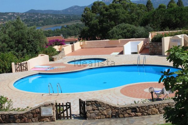 appartamento in vendita ad Arzachena in zona Cannigione