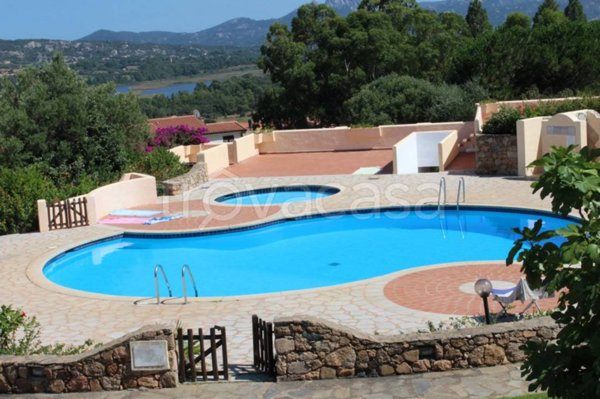 appartamento in vendita ad Arzachena in zona Cannigione