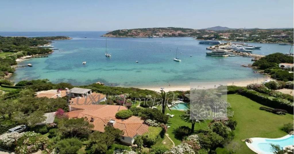 casa indipendente in vendita ad Arzachena in zona Porto Cervo
