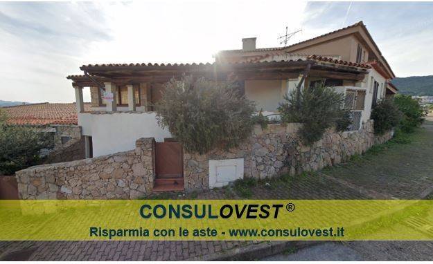 appartamento in vendita ad Arzachena in zona Cannigione