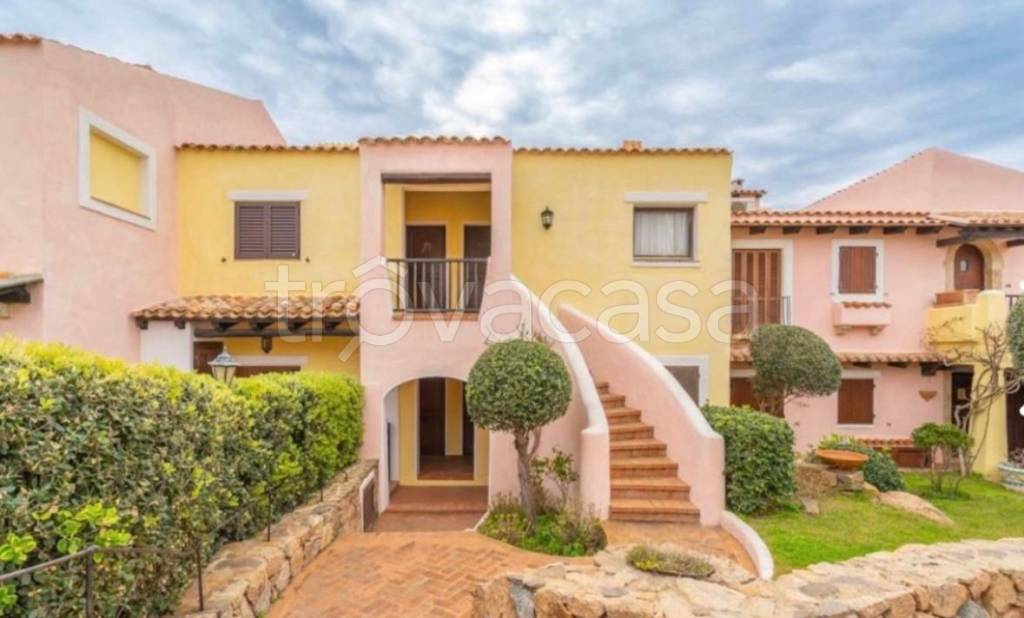 appartamento in vendita ad Arzachena