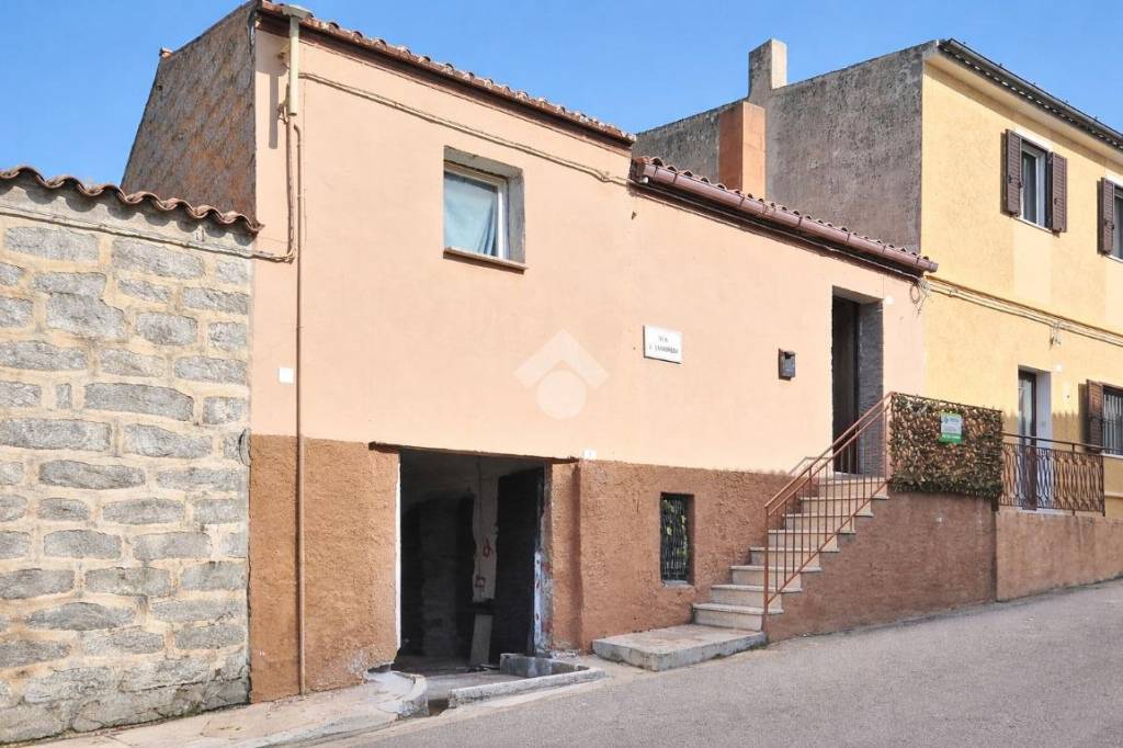 appartamento in vendita ad Arzachena