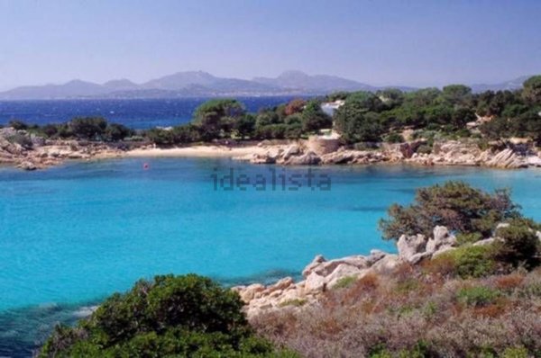 casa indipendente in vendita ad Arzachena in zona Capriccioli