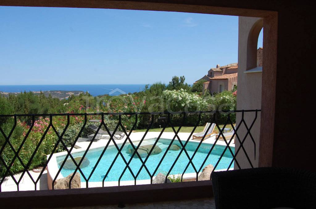 casa indipendente in vendita ad Arzachena in zona Porto Cervo
