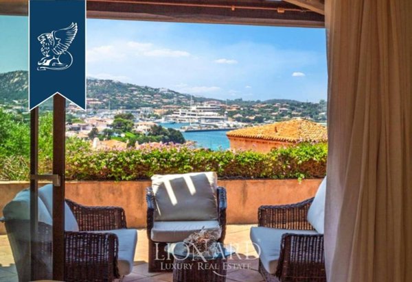 casa indipendente in vendita ad Arzachena in zona Porto Cervo
