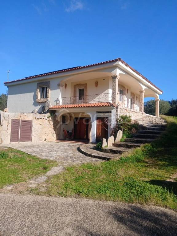 casa indipendente in vendita ad Arzachena