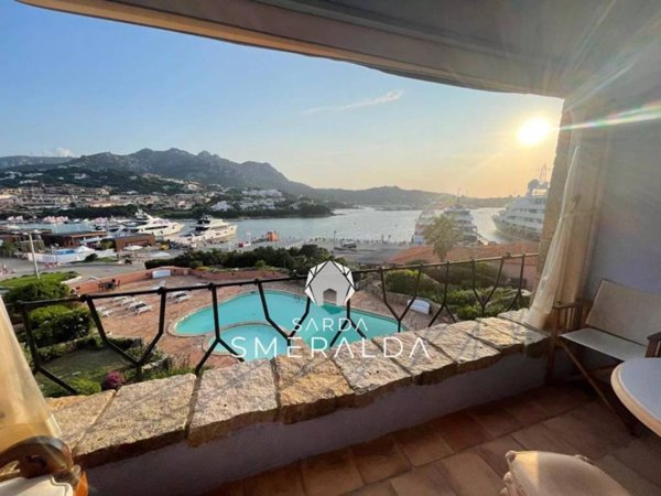 appartamento in vendita ad Arzachena in zona Porto Cervo