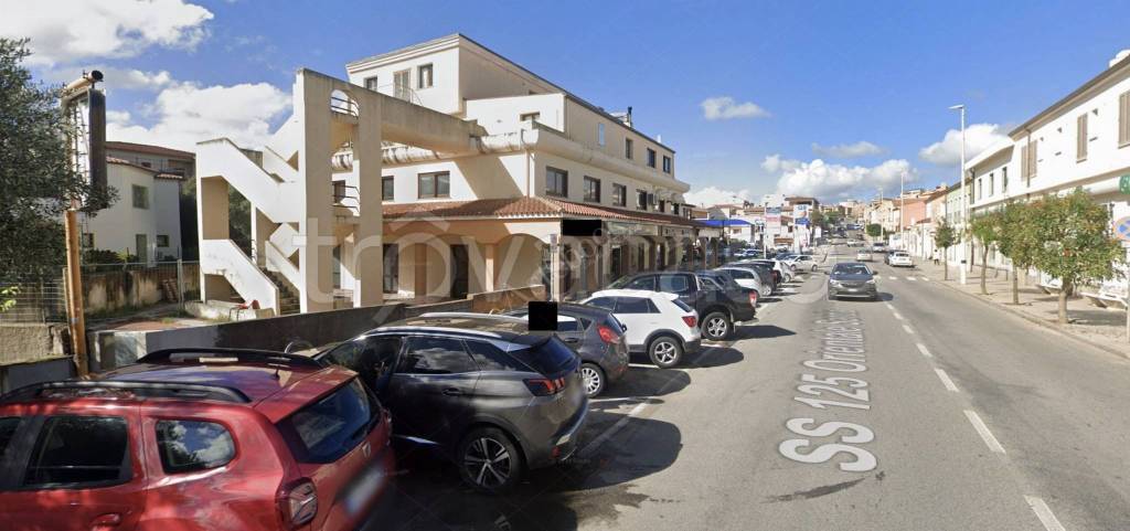 negozio in vendita ad Arzachena in zona Porto Cervo