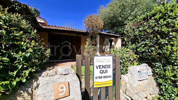 appartamento in vendita ad Arzachena in zona Cannigione