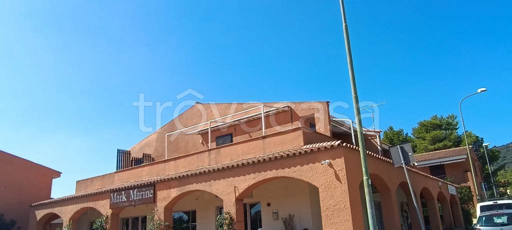 appartamento in vendita ad Arzachena