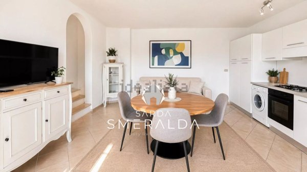 appartamento in vendita ad Arzachena