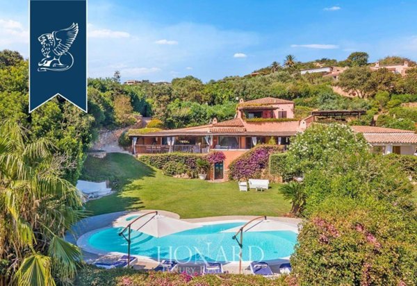 casa indipendente in vendita ad Arzachena in zona Porto Cervo