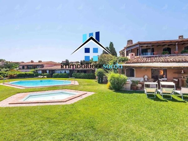 appartamento in vendita ad Arzachena in zona Porto Cervo