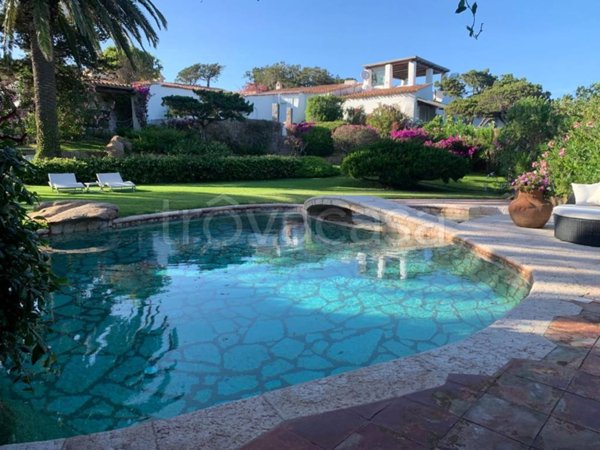 casa indipendente in vendita ad Arzachena in zona Porto Cervo