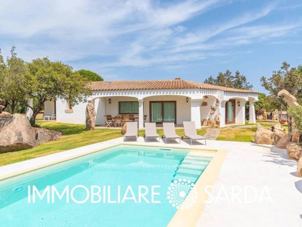 casa indipendente in vendita ad Arzachena