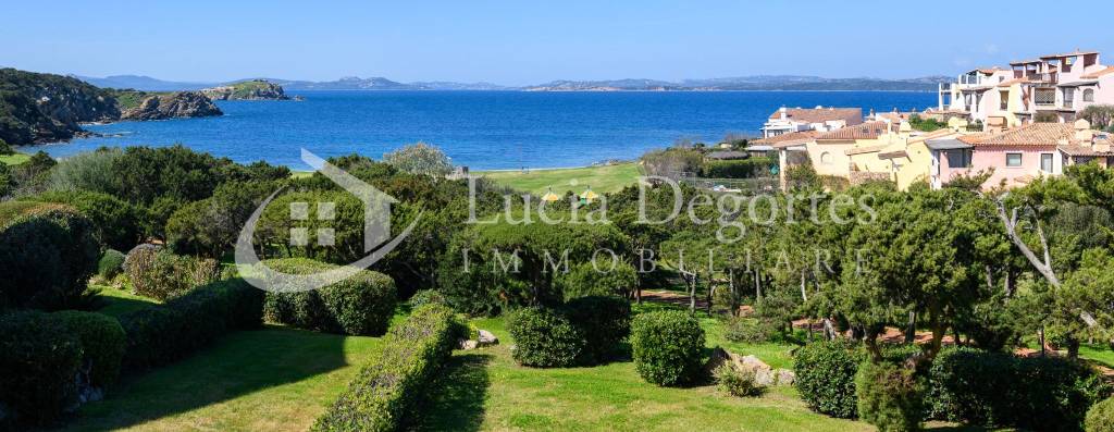 appartamento in vendita ad Arzachena in zona Porto Cervo