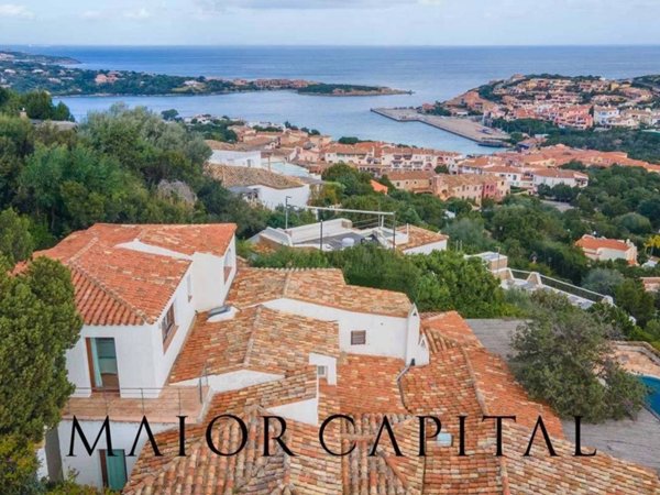 casa indipendente in vendita ad Arzachena in zona Porto Cervo