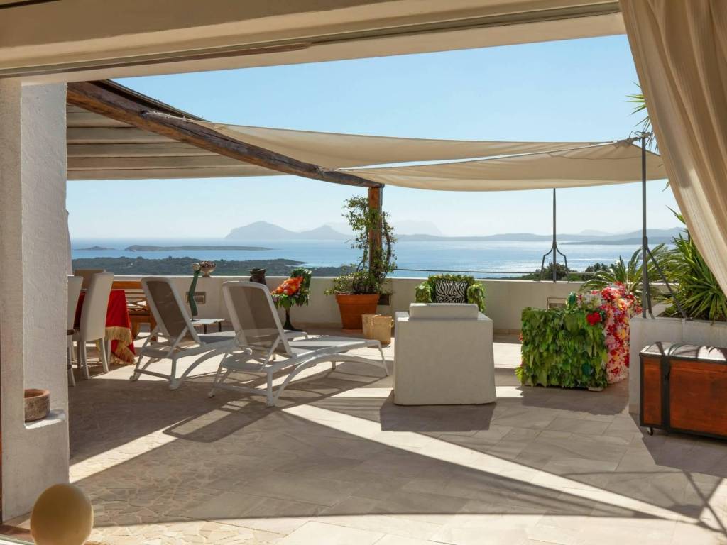 casa indipendente in vendita ad Arzachena in zona Porto Cervo